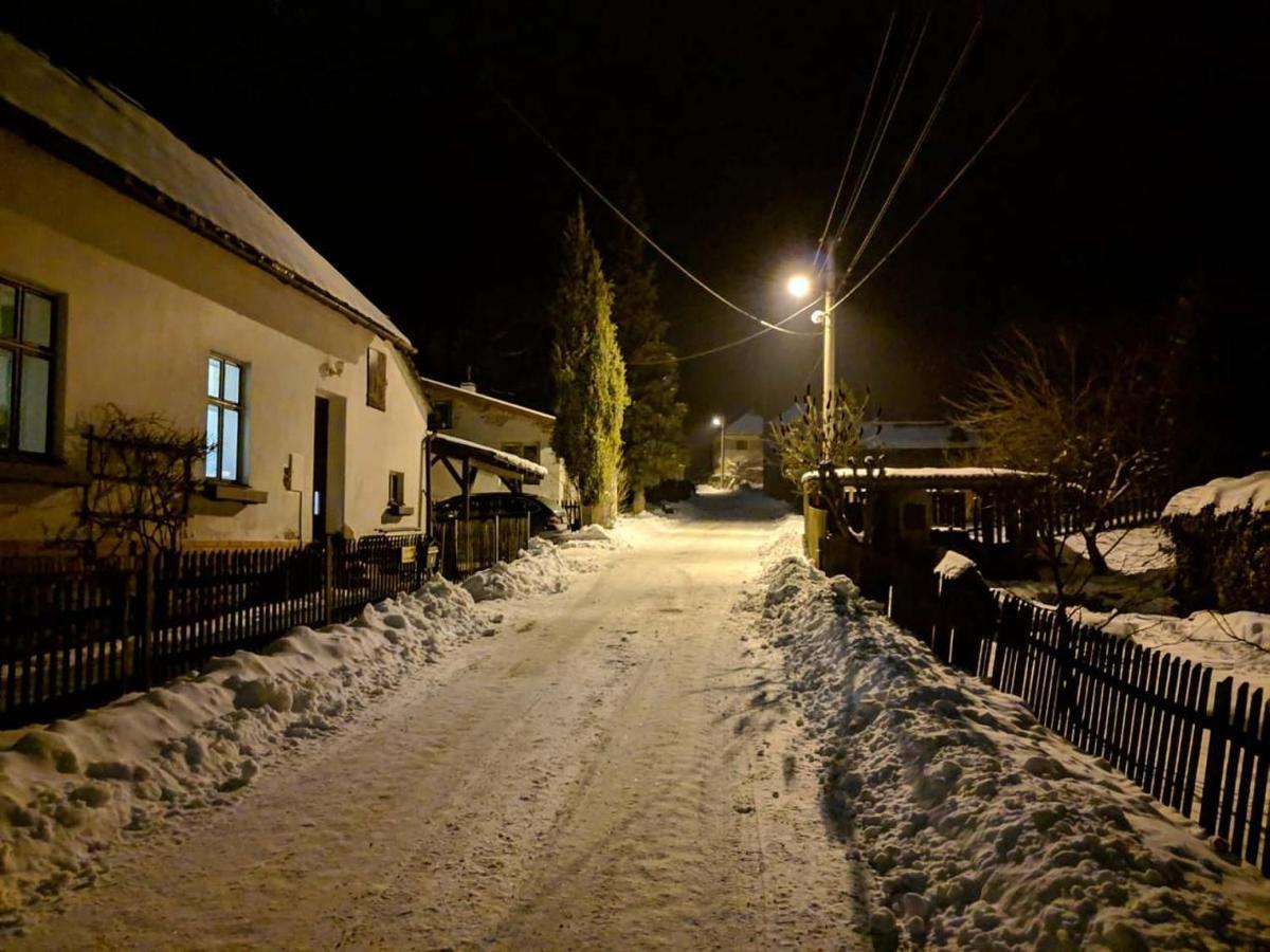 Chaloupka Na Konci Sveta Βίλα Raskov Εξωτερικό φωτογραφία